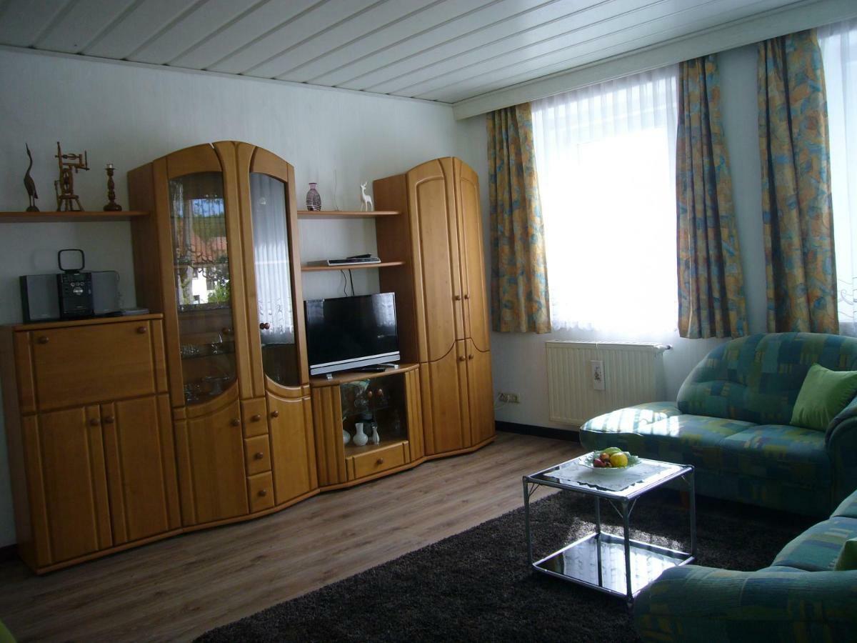 Plech Ferienwohnung Im Alten Schulhaus - Keine Monteure מראה חיצוני תמונה
